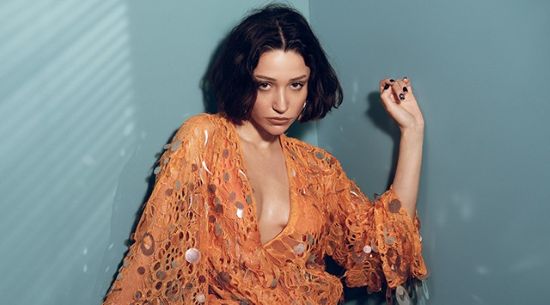 ZEYNEP BASTIK 2026'YA 'ZOR'LA GİRİYOR